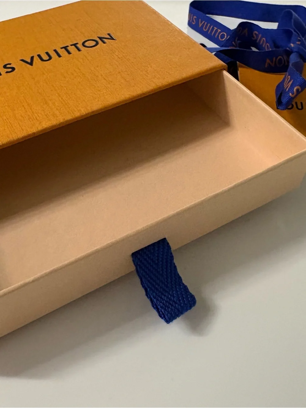 Louis Vuitton Small Wallet or card case gift box and gift tag with ribbon